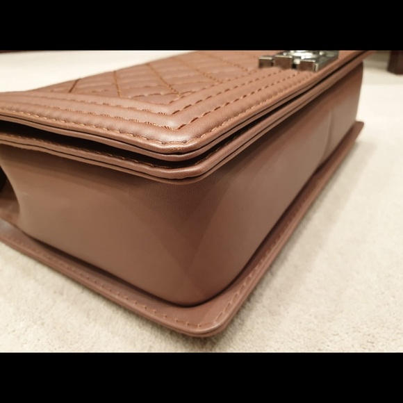 Chanel Large Boy Bag - Picture 12 of 16